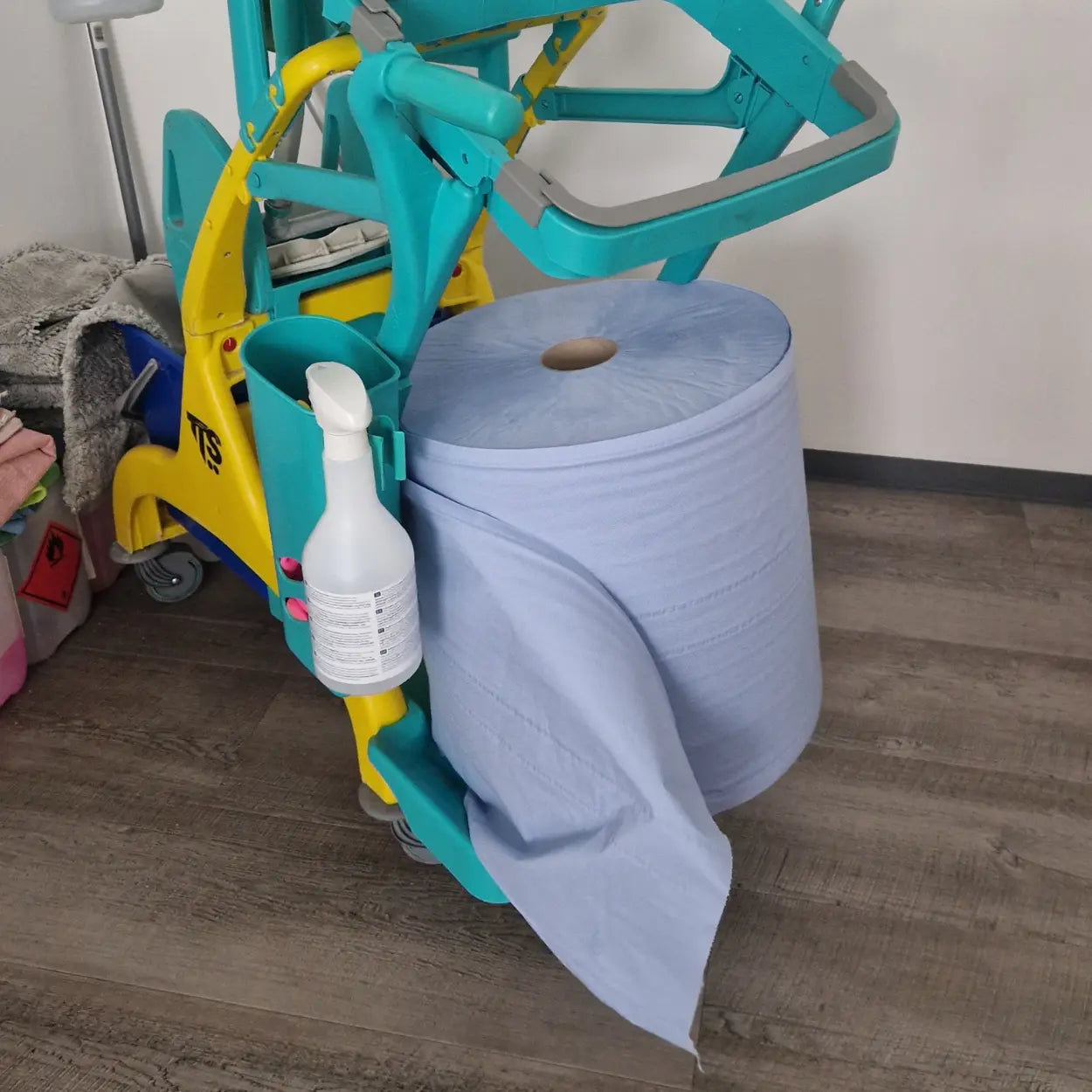 Putztuchrolle blau Anwendungsbild