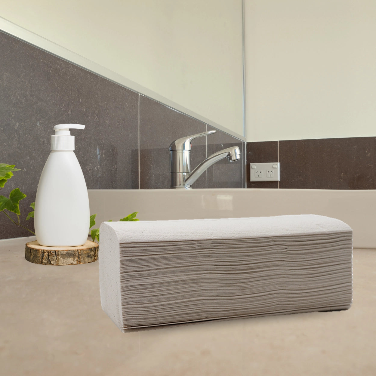 Tissue Expert Handtücher Recycling 1-lagig V-Falz
